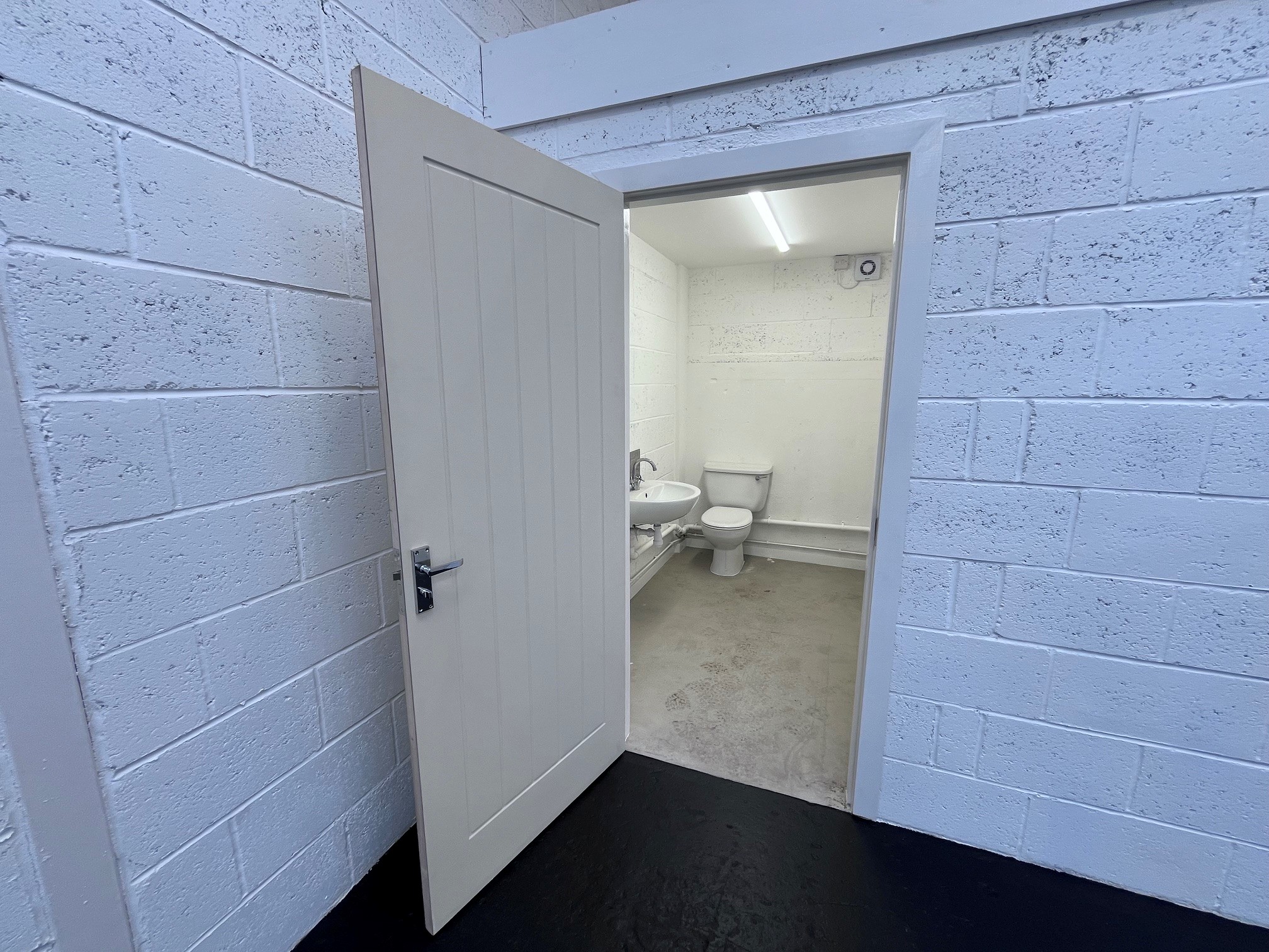 Units 3 & 4, Demesne Road, Douglas. — Photo 4 of 5