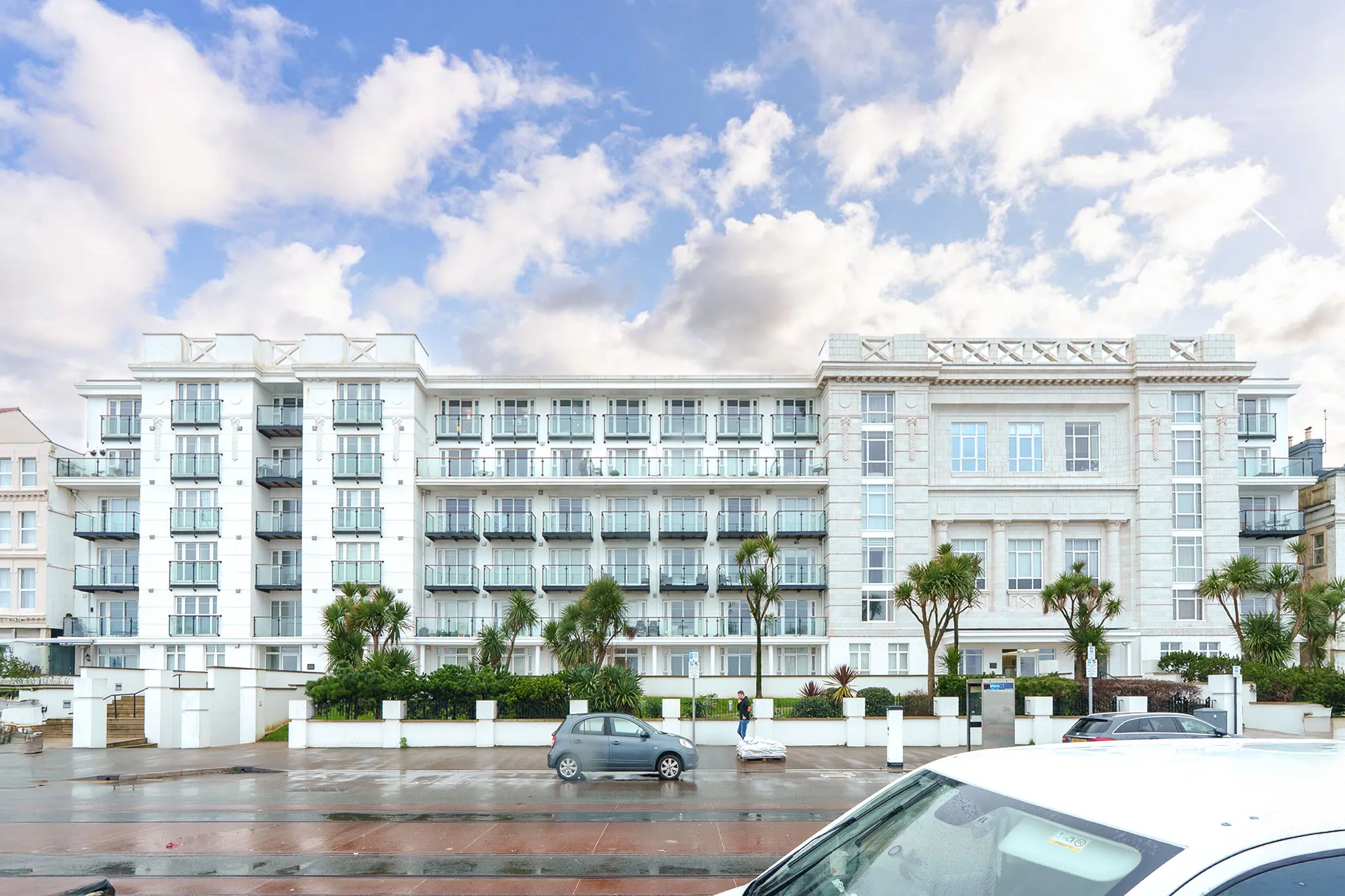 56 Spectrum Apartments, Central Promenade, Douglas. — Photo 1 of 5
