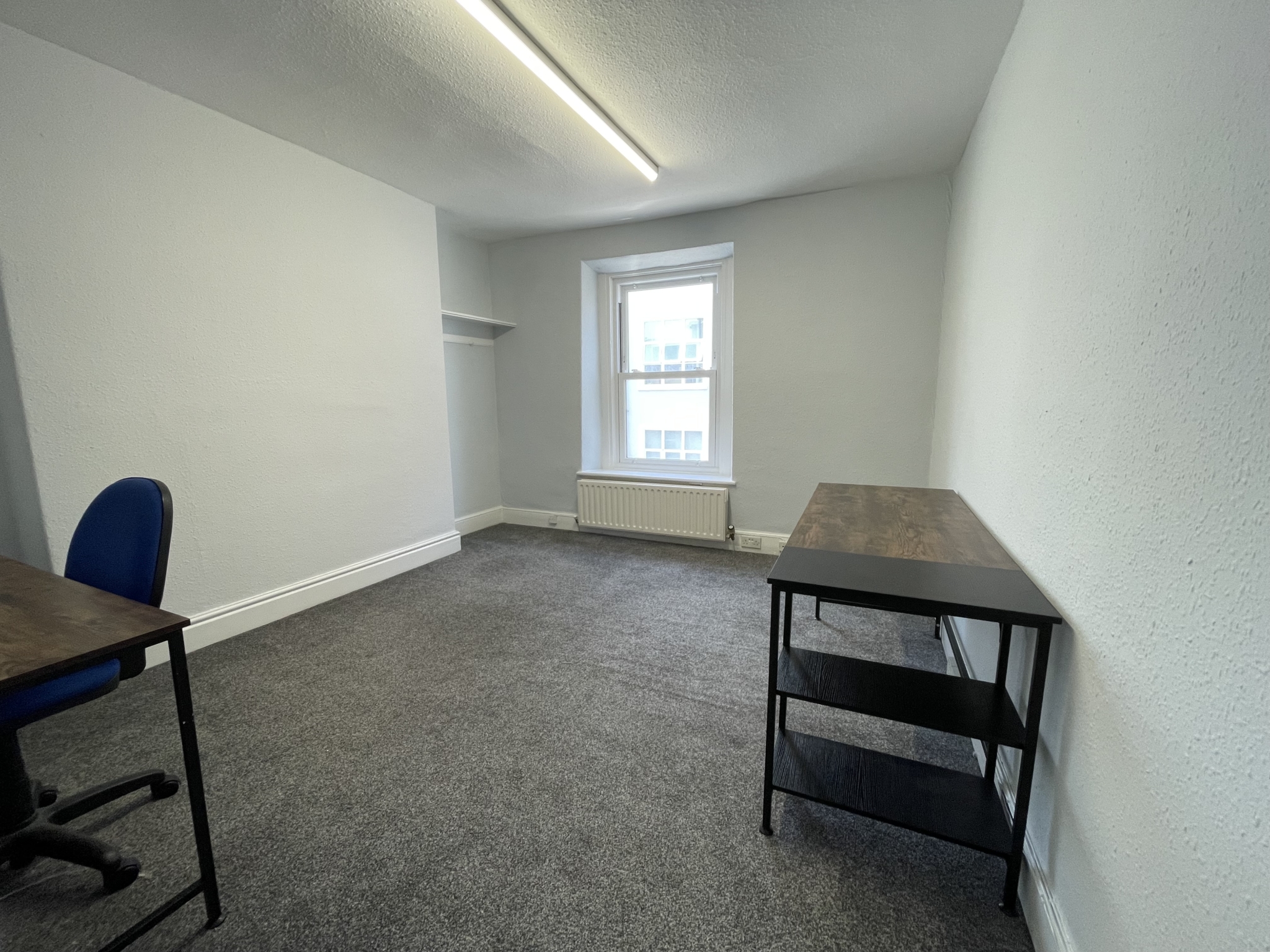 2nd & 3rd Floor Suites, 6 Hill Street, Douglas. — Photo 3 of 8