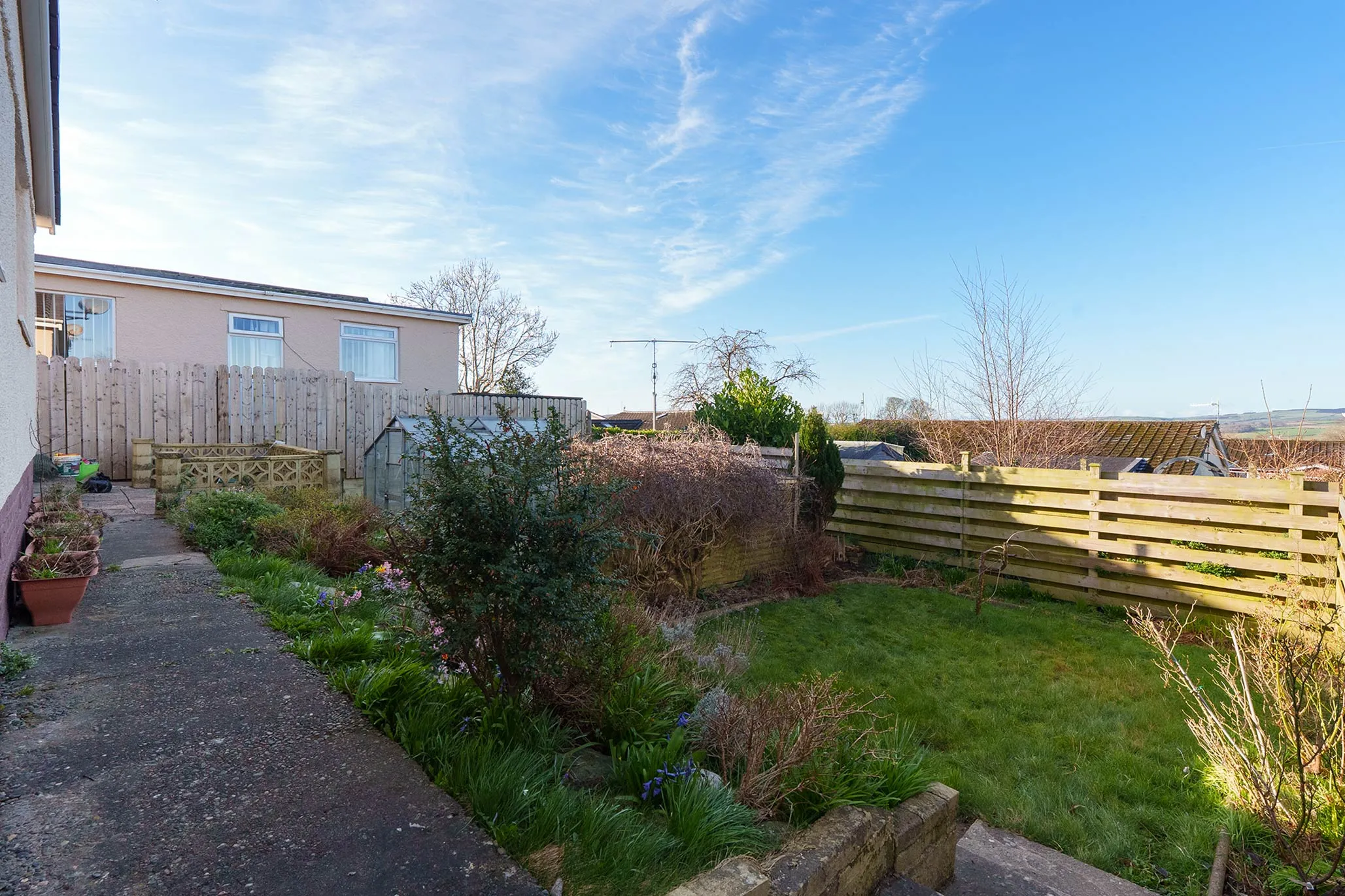 8 Hillberry Close, Glen Park, Douglas. — Photo 2 of 5