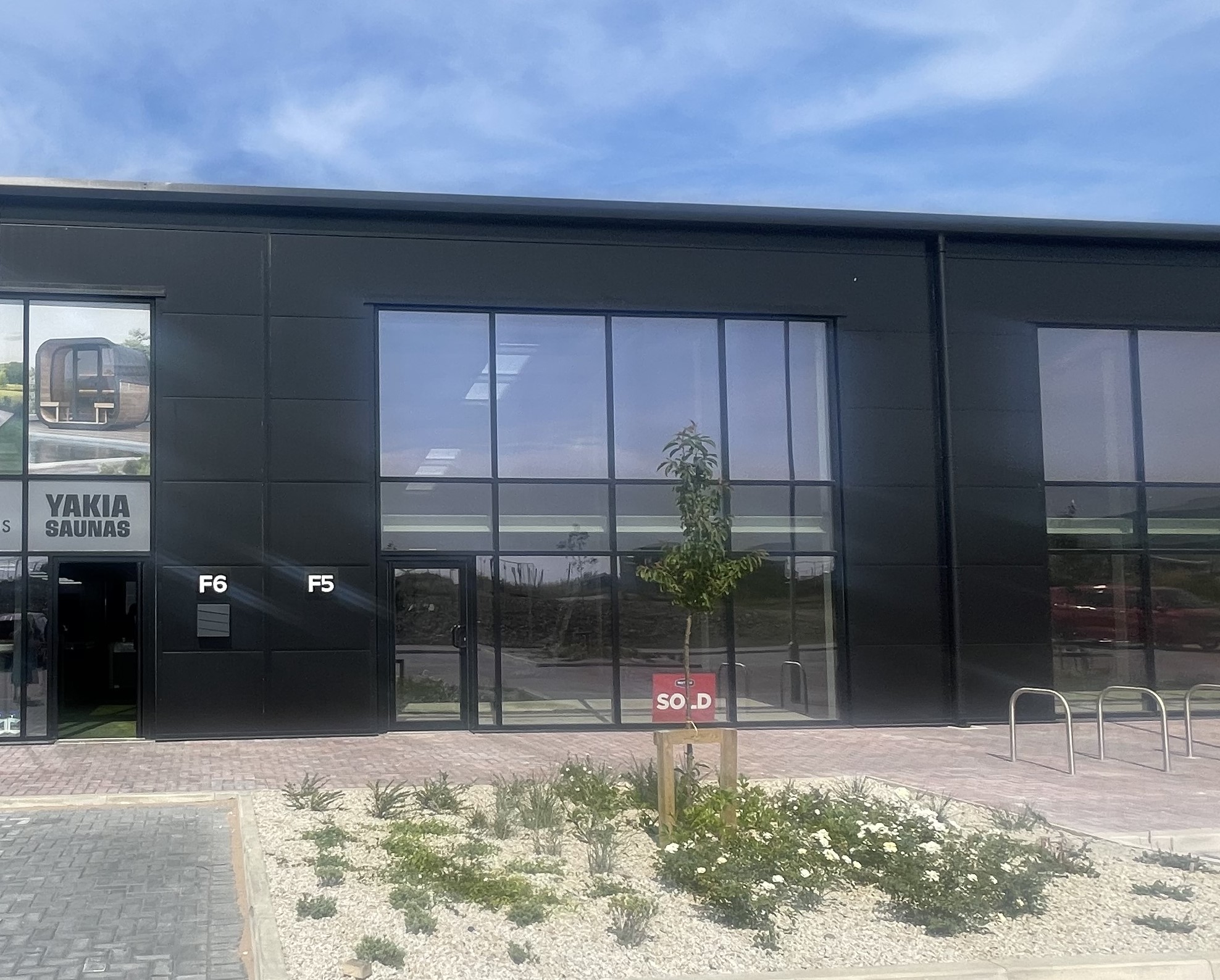 Unit F5, Eden Business Park, Braddan. — Photo 2 of 3