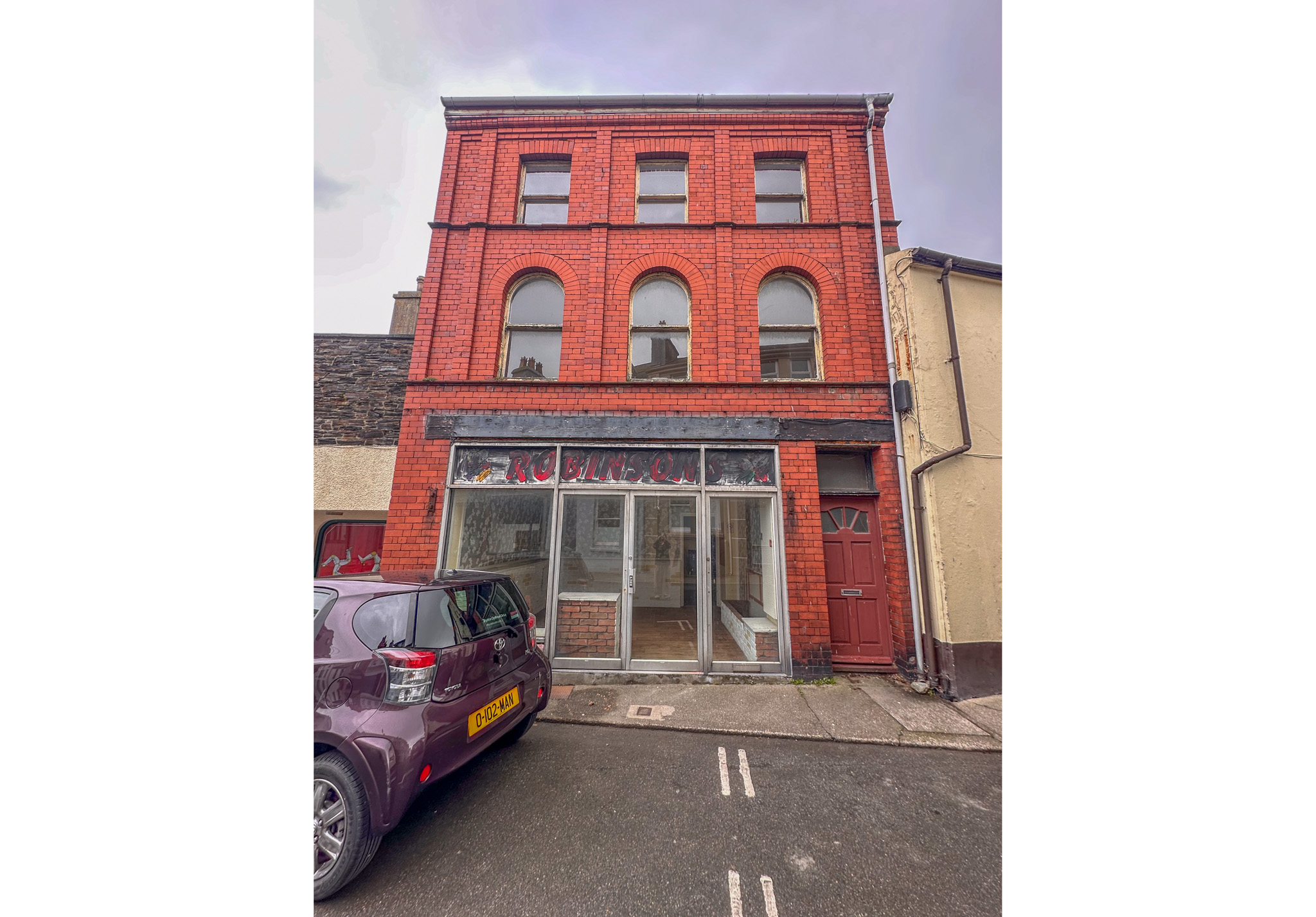 Kingsley House,35 Factory Lane, Peel (Commercial). — Photo 1 of 17