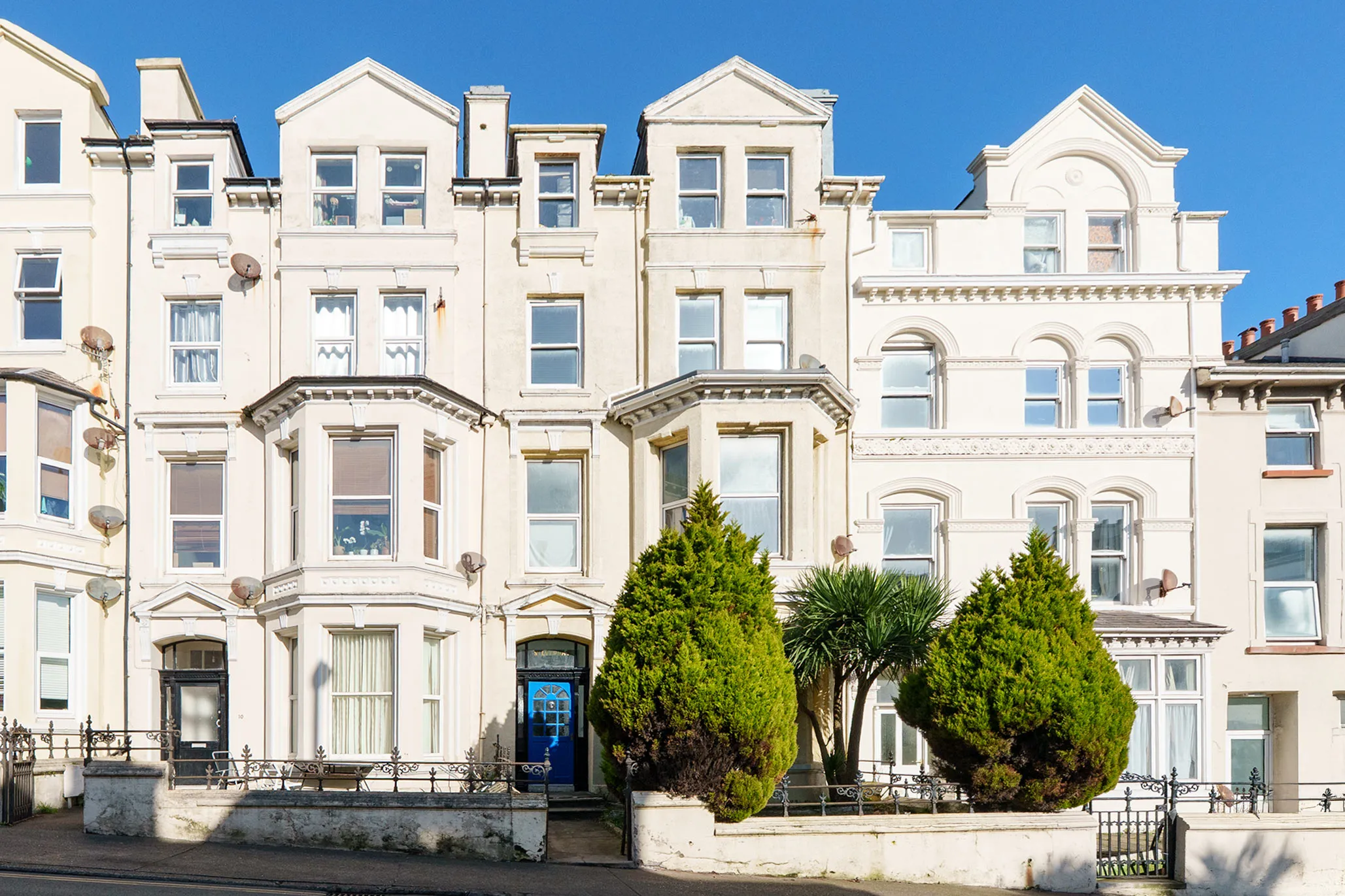 Flat 1, Silverbay, 8 Derby Road, Douglas. — Photo 1 of 5