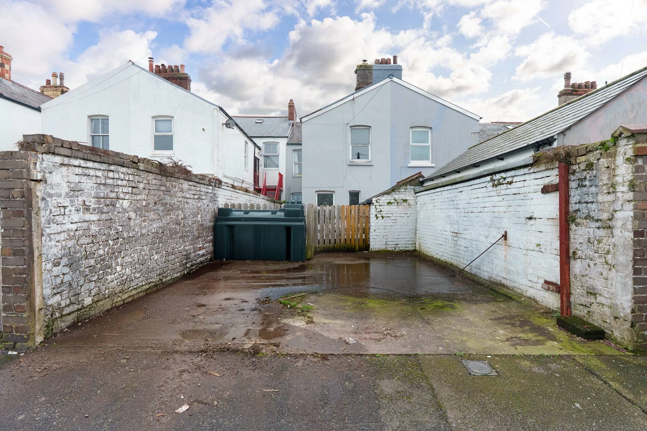 153 Woodbourne Road, Douglas. — Photo 3 of 5