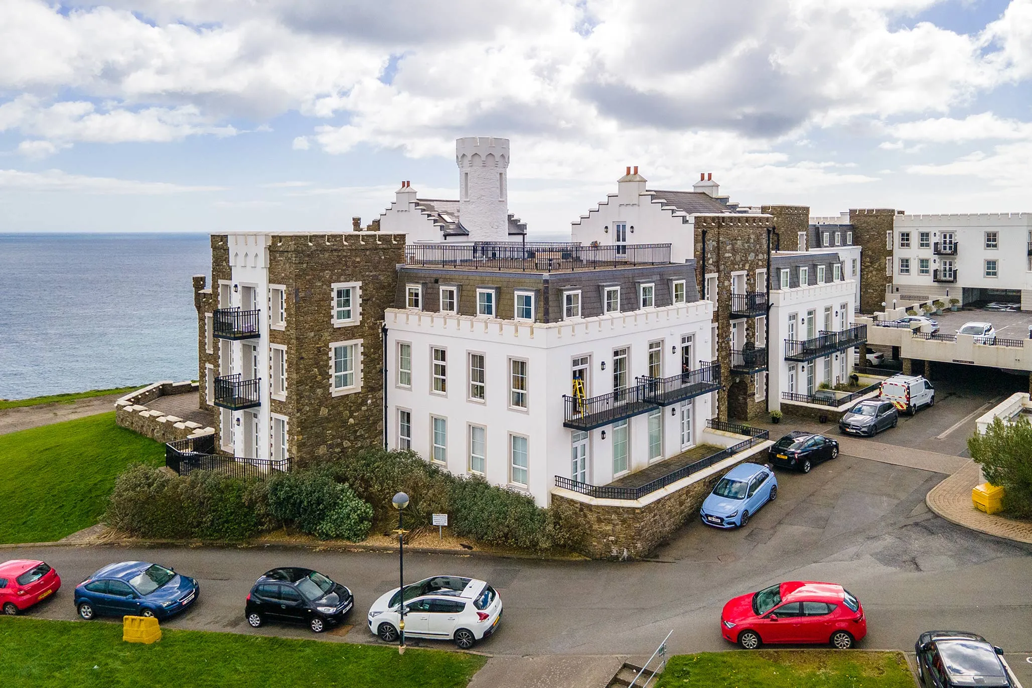 Apartment 20, Douglas Head Apartments, Douglas. — Photo 2 of 5