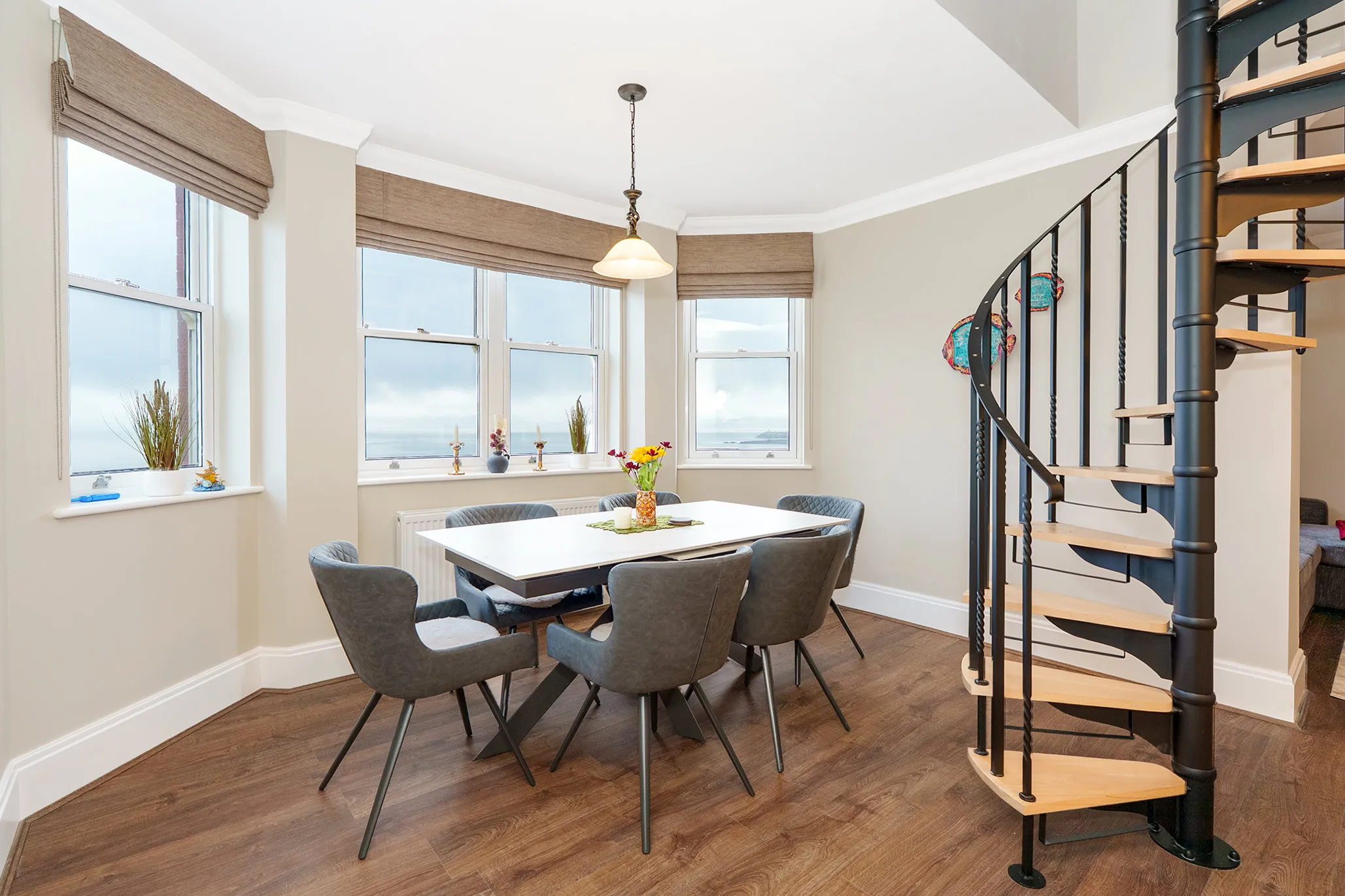 Apartment 32, Central Apartments, Central Promenade, Douglas. — Photo 5 of 5