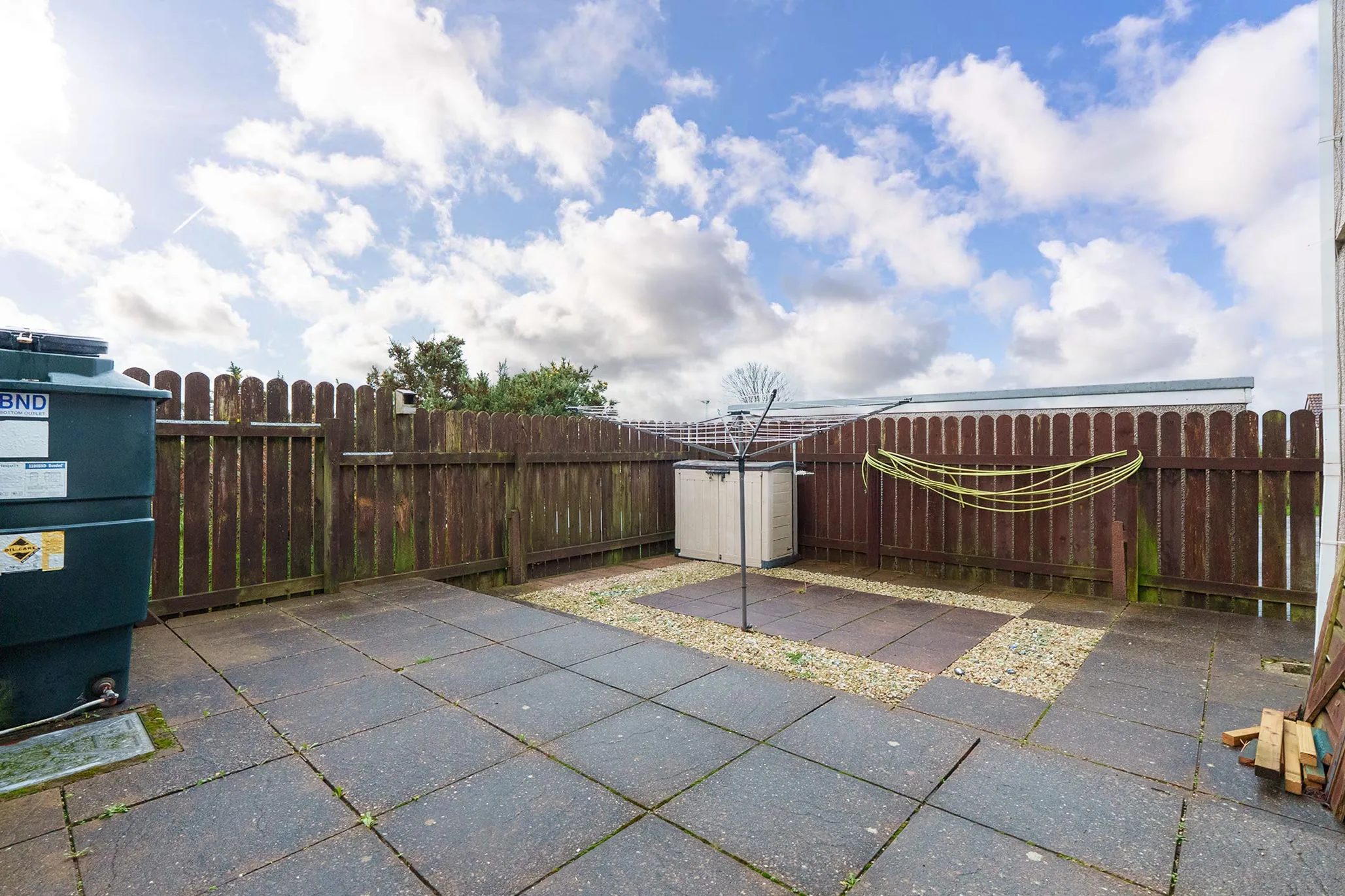 24 Cronk y Berry, Douglas. — Photo 2 of 5