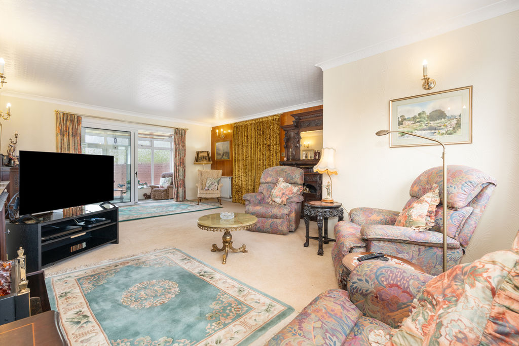 11 The Kirkway, Harbour Road, Onchan IM3 1BH. — Photo 4 of 35