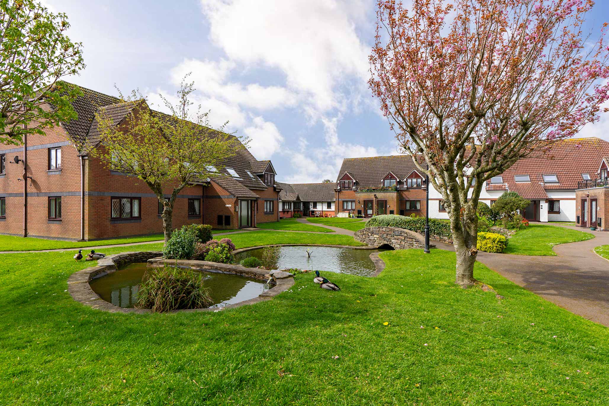 16 Godred Court, Kings Reach, Ramsey. — Photo 3 of 5