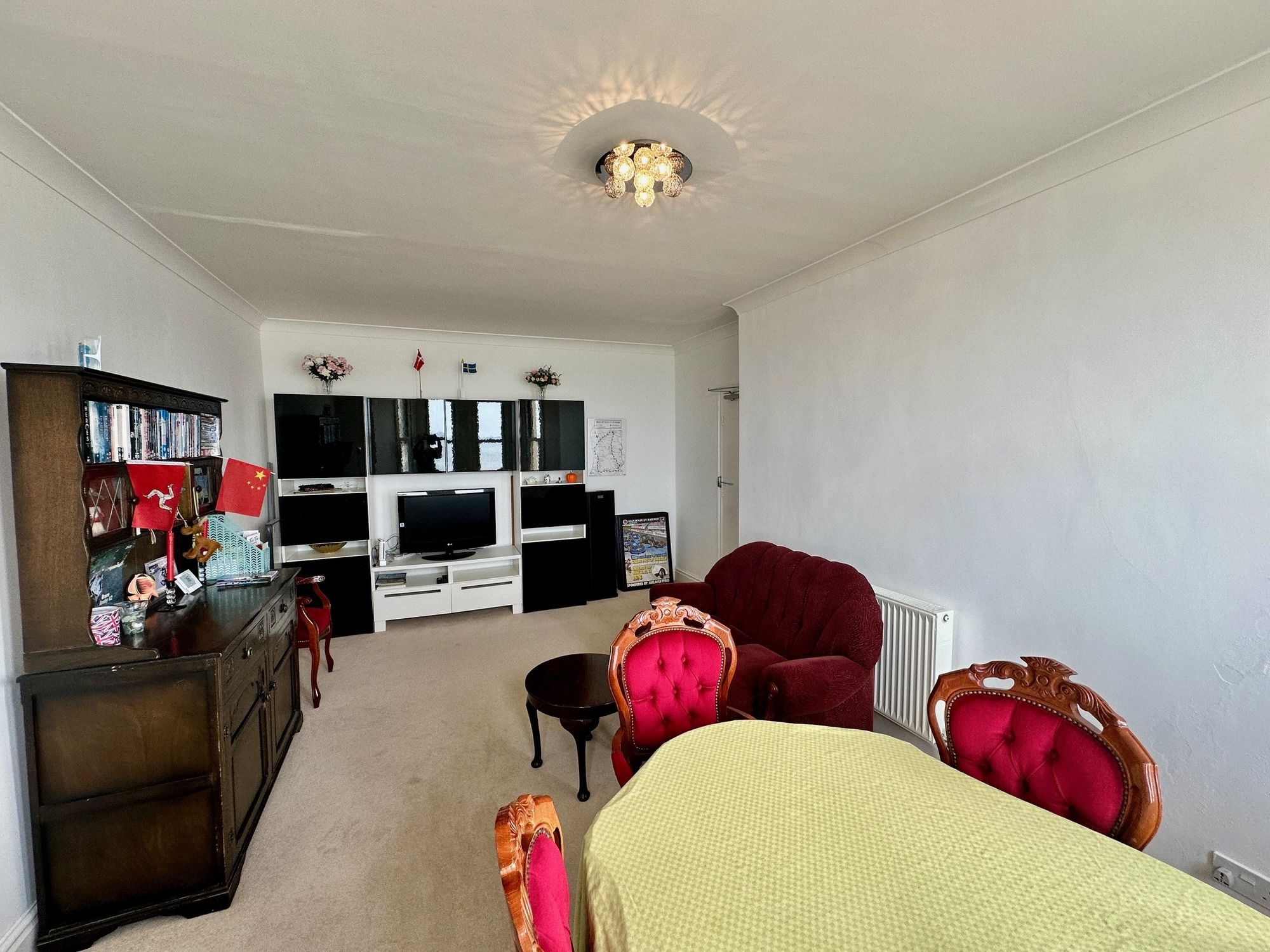 4 bed apartment for sale in Marine Parade, Peel, IM5. — Photo 2 of 3